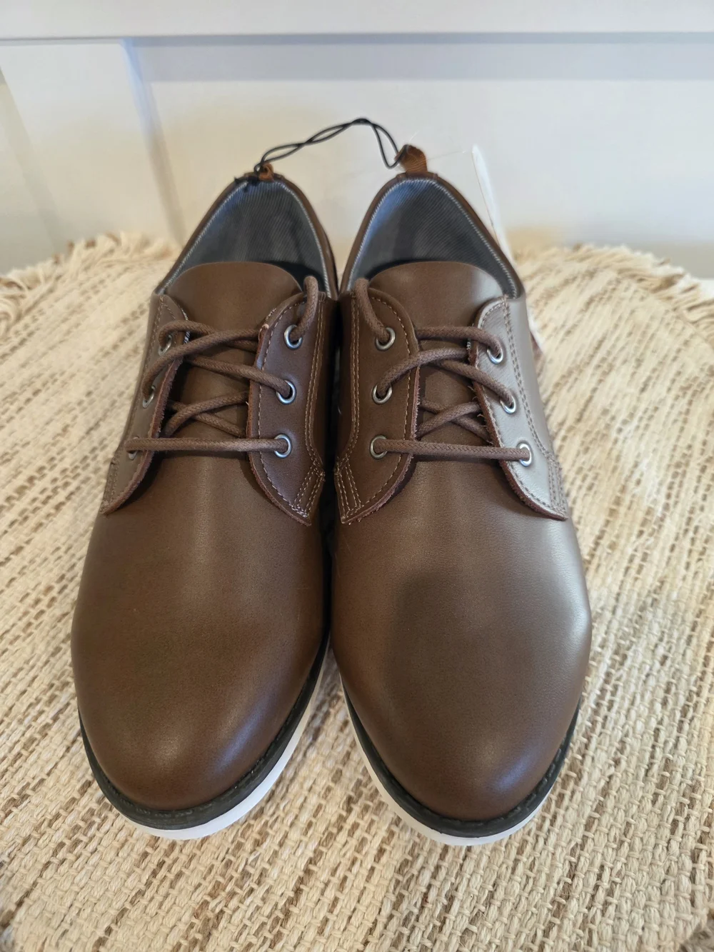 NWT wonder nation Big Boys Size 4 Boys Brown Dress Lace-Up Shoes